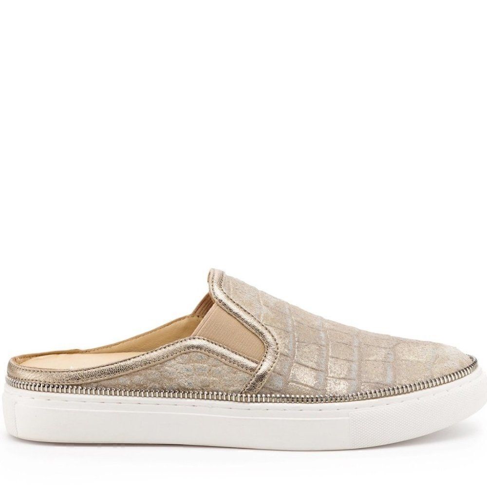 Botkier Ivory Crcodile print 